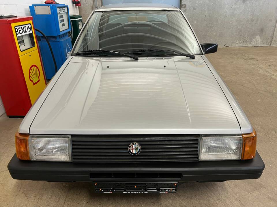 Image 4/18 de Alfa Romeo Arna 1.3 SL (1984)