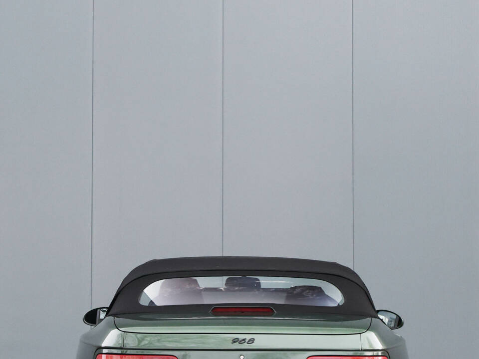 Bild 27/47 von Porsche 968 (1992)