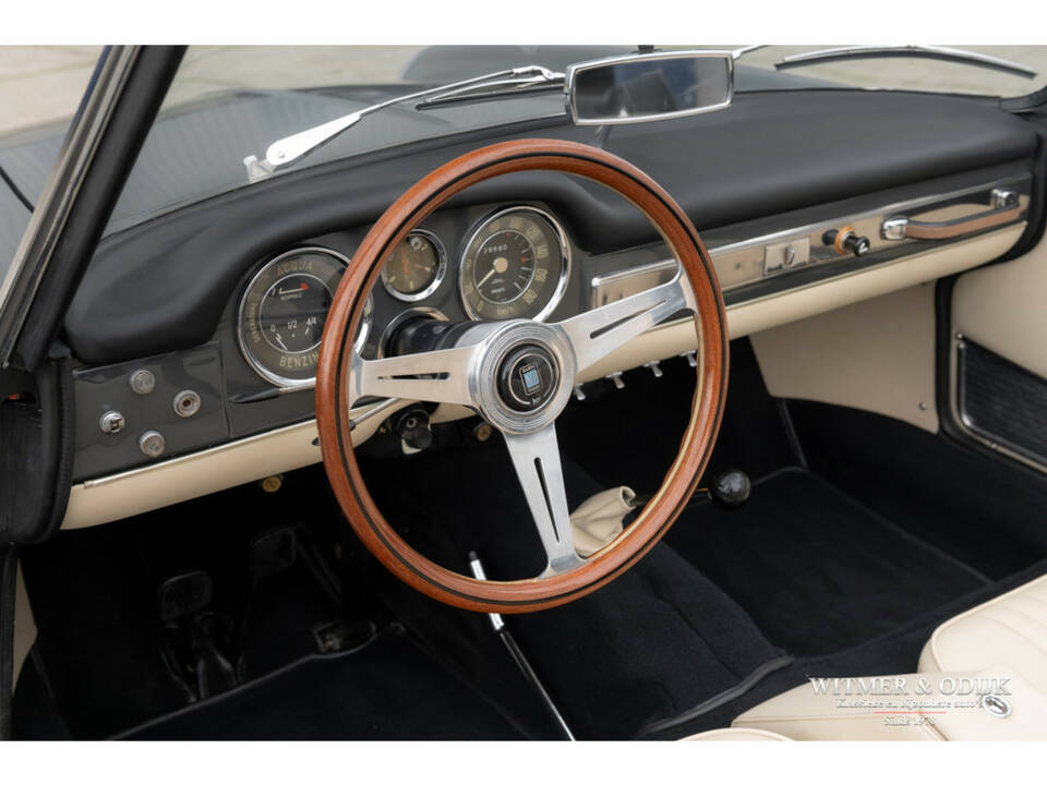 Image 29/34 of FIAT 1500 (1964)