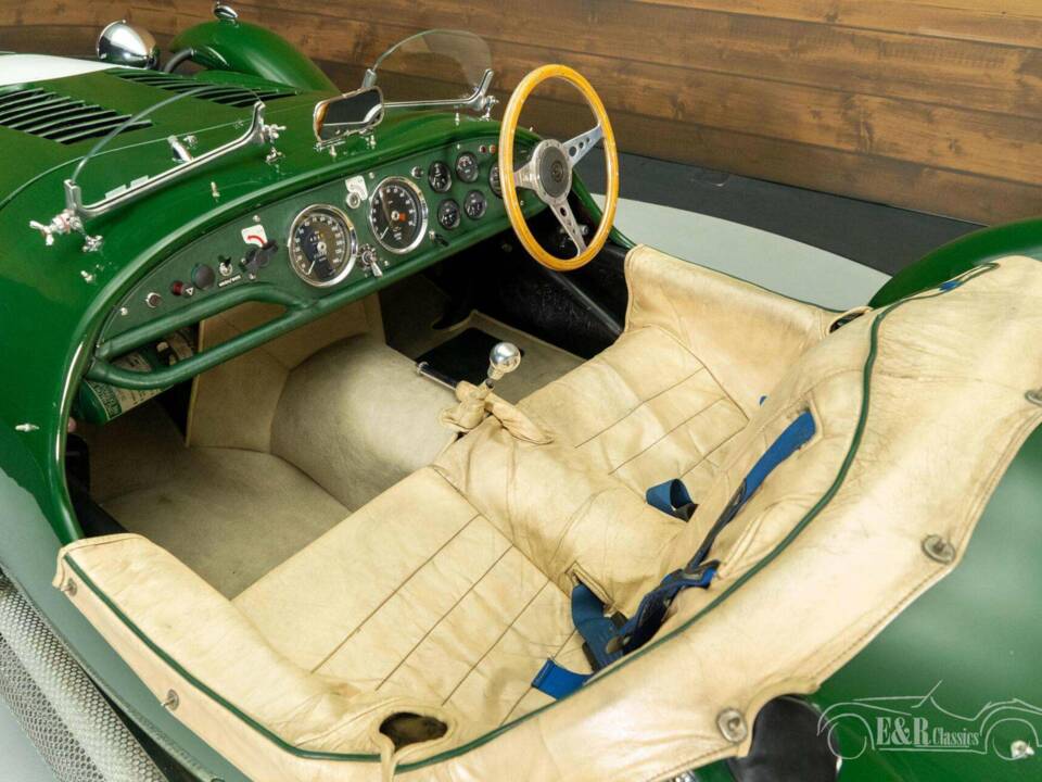 Image 16/19 of Jaguar Kougar Sports MK2 (1964)