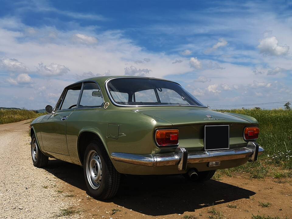 Immagine 12/69 di Alfa Romeo 1750 GT Veloce (1969)