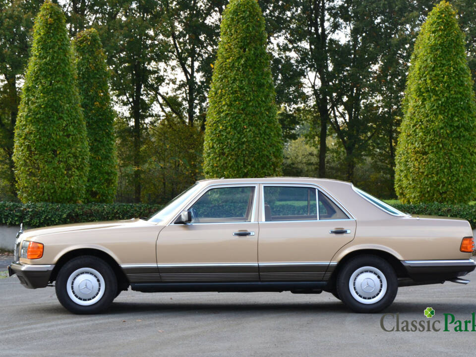 Bild 2/50 von Mercedes-Benz 280 S (1983)