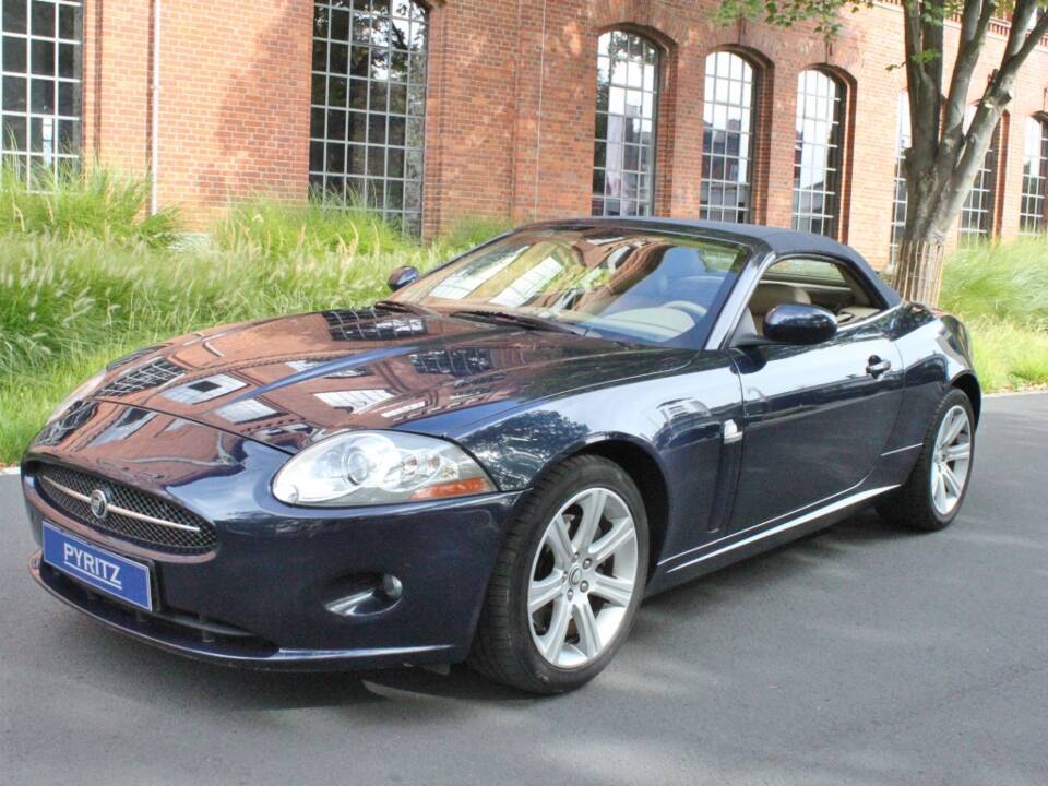 Image 3/23 of Jaguar XK 4.2 (2006)