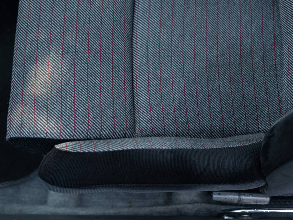 Image 27/50 de Renault R 5 GT Turbo (1986)