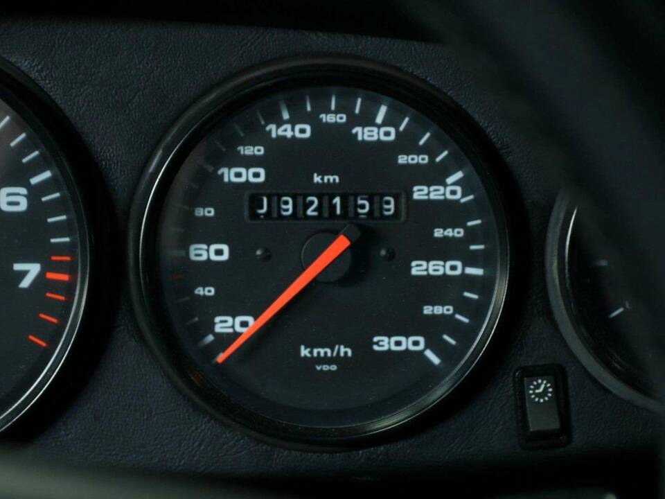 Image 20/50 de Porsche 911 Carrera 4S (1996)