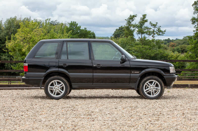 Image 5/50 de Land Rover Range Rover 4.0 HSE (2001)