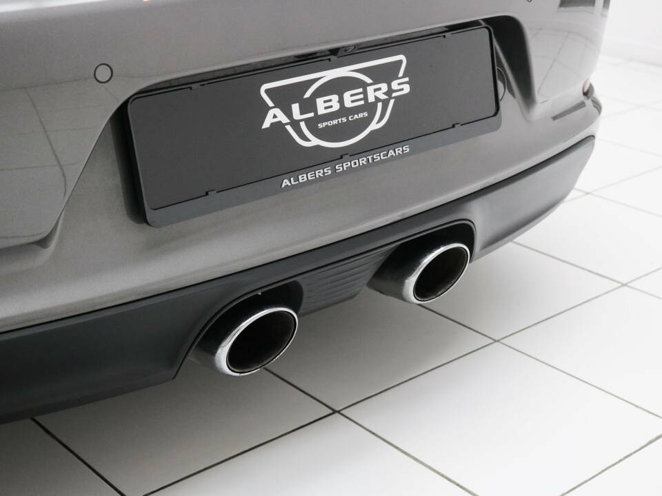 Image 16/20 of Porsche 911 Targa 4S (2016)