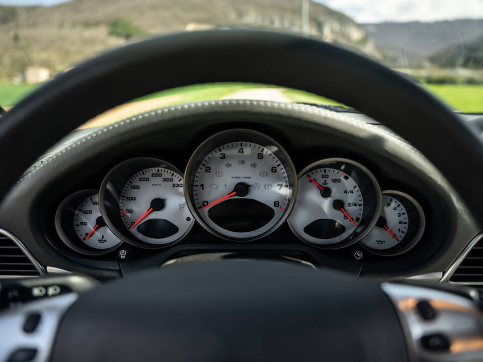 Image 72/82 of Porsche 911 Carrera 4S (WLS) (2006)