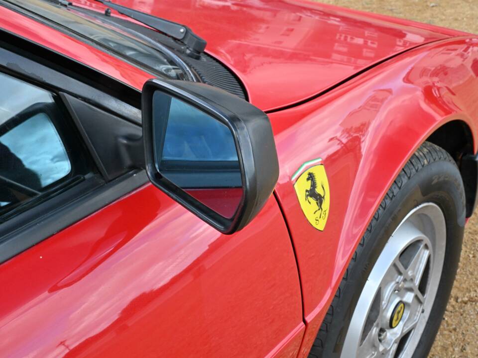 Image 9/50 of Ferrari Mondial 8 (1981)