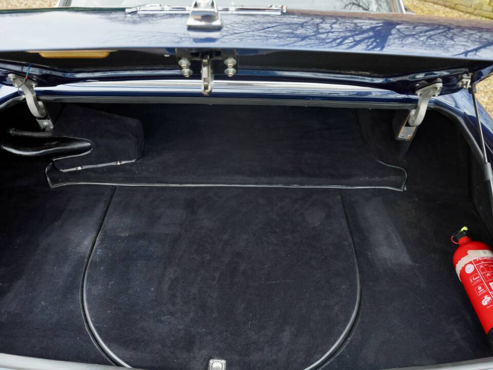 Imagen 44/50 de Facel Vega Facel II (1962)