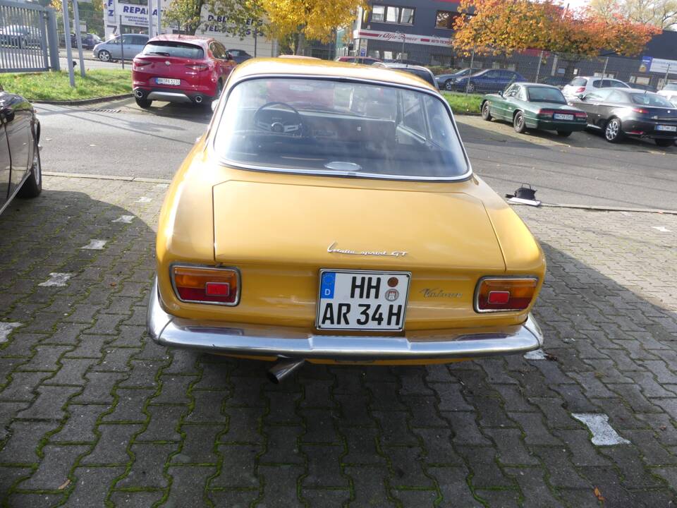 Image 5/24 de Alfa Romeo Giulia 1600 Sprint GT Veloce (1967)