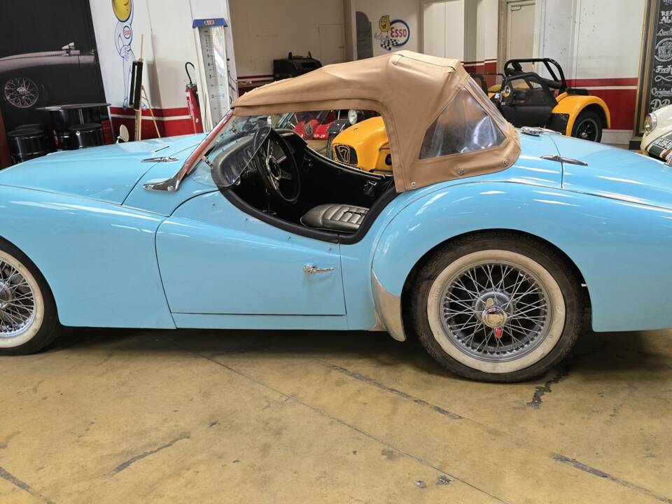 Image 5/50 of Triumph TR 3A (1959)