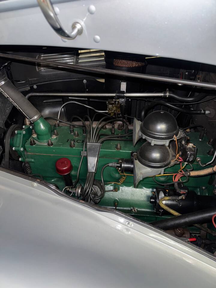 Image 9/15 de Packard Eight (1938)