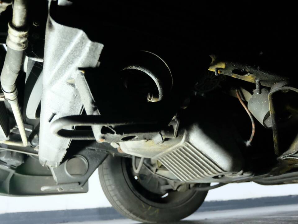 Image 33/35 of BMW M 635 CSi (1984)