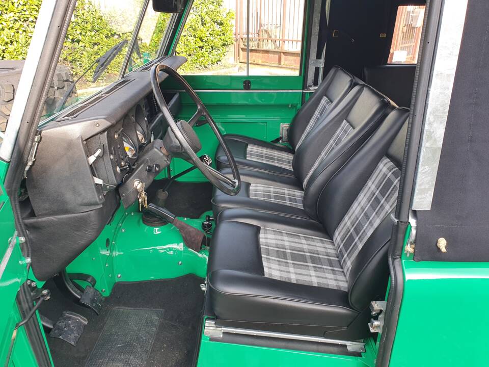Bild 9/19 von Land Rover 109 (1980)