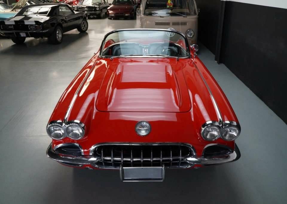 Image 29/50 of Chevrolet Corvette (1958)