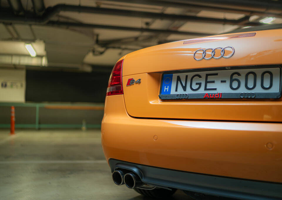 Image 3/5 de Audi S4 (2006)
