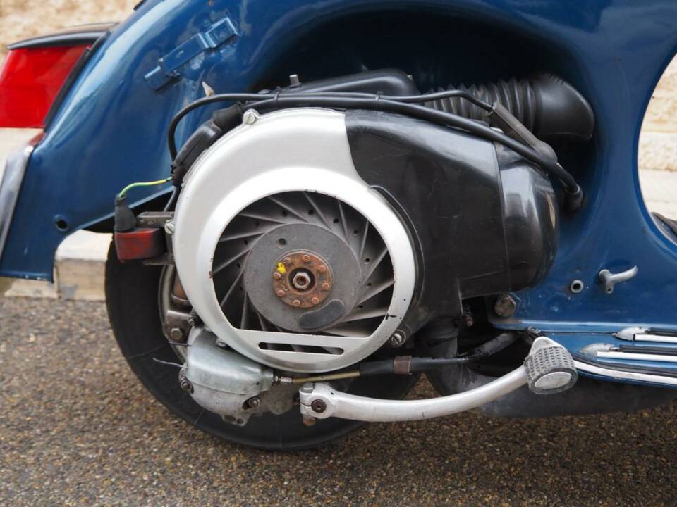 Immagine 29/36 di Piaggio Vespa 150 Sprint Veloce (1974)