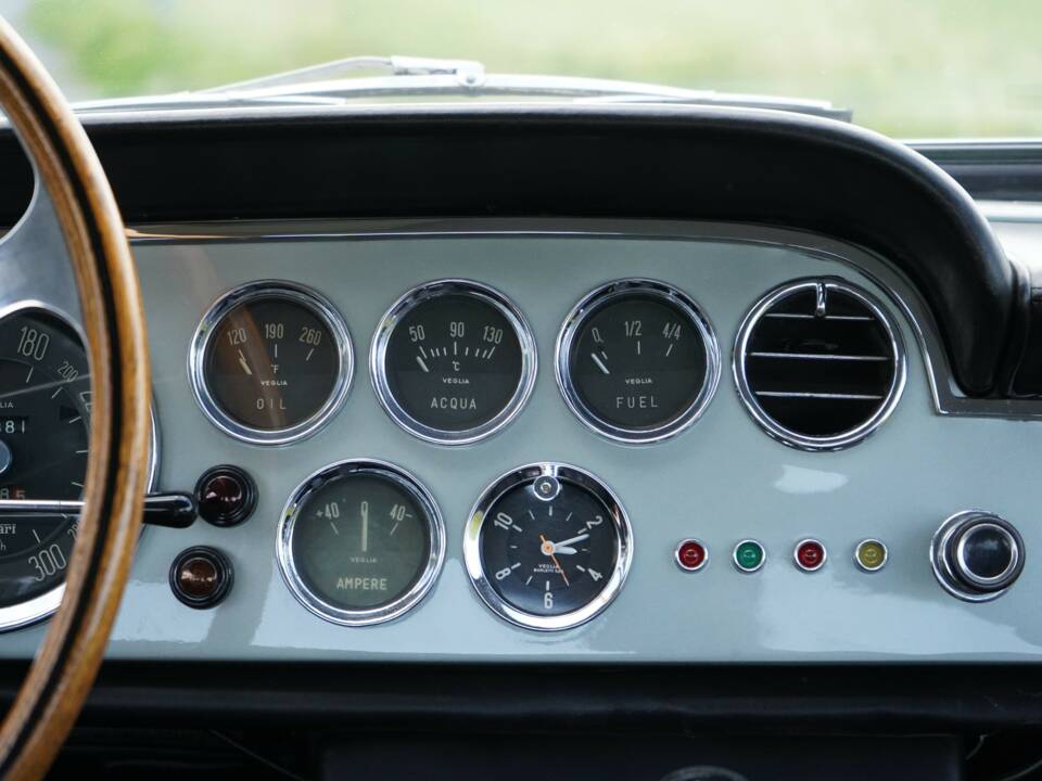 Afbeelding 23/72 van Ferrari 250 GTE (1962)