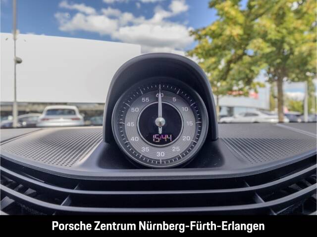 Obraz 45/49 pojazdu Porsche Taycan Turbo S Cross Turismo (2021)