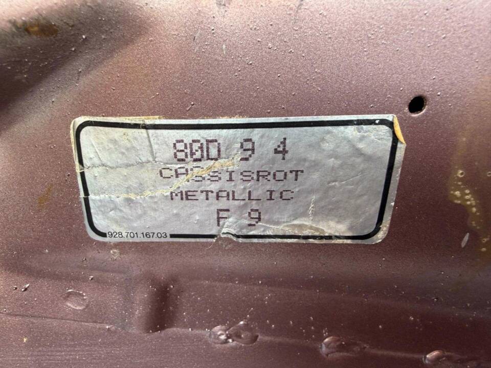 Afbeelding 30/41 van Porsche 911 Carrera 3.2 (WTL) (1987)