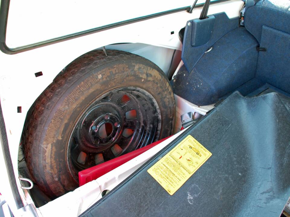 Afbeelding 27/45 van Volvo 245 GL (1991)