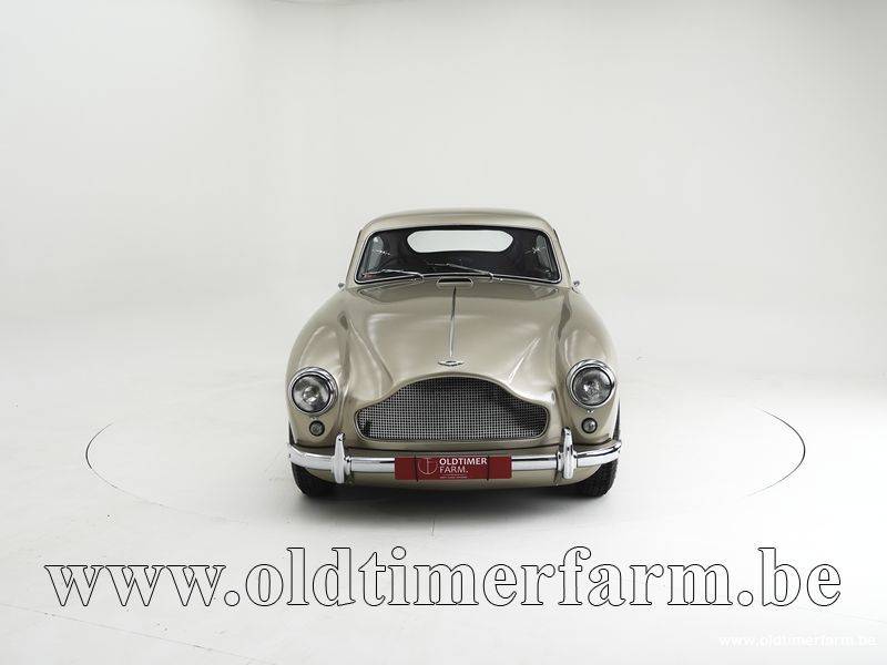 Image 5/15 of Aston Martin DB 2&#x2F;4 Mk III (1958)