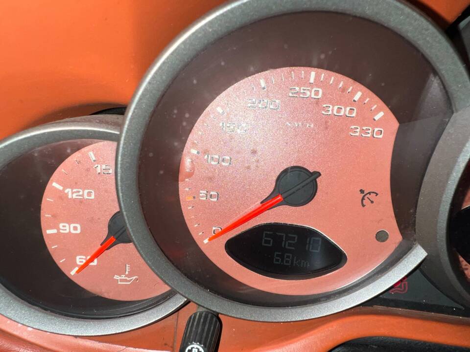 Image 11/17 of Porsche 911 Carrera (2005)