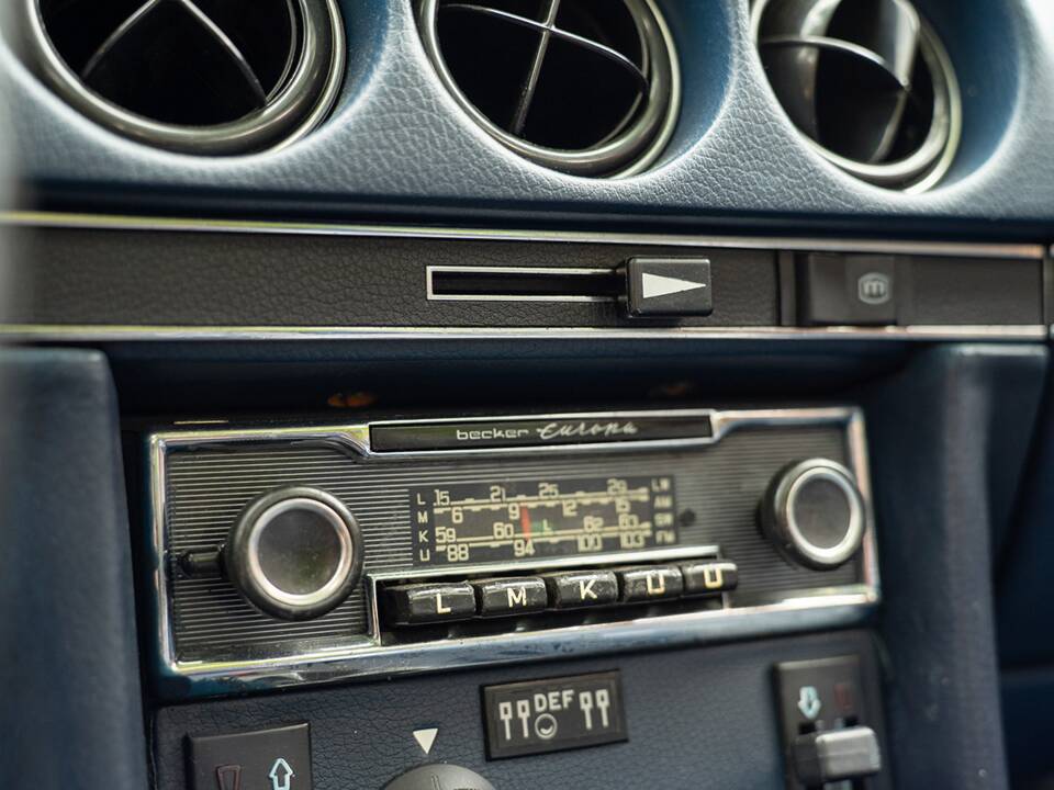 Afbeelding 30/42 van Mercedes-Benz 280 SL (1977)