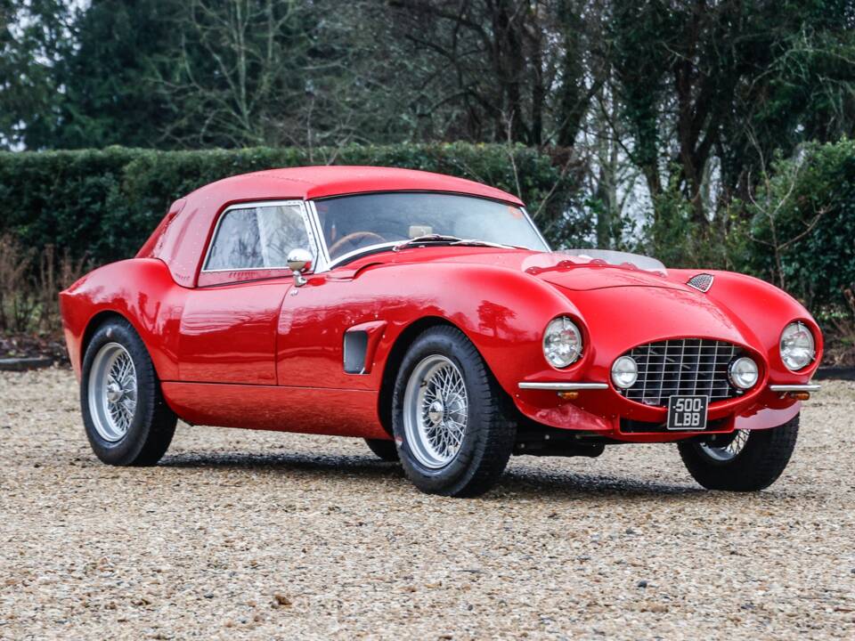 Image 1/49 of MG MGA 1850 (1960)