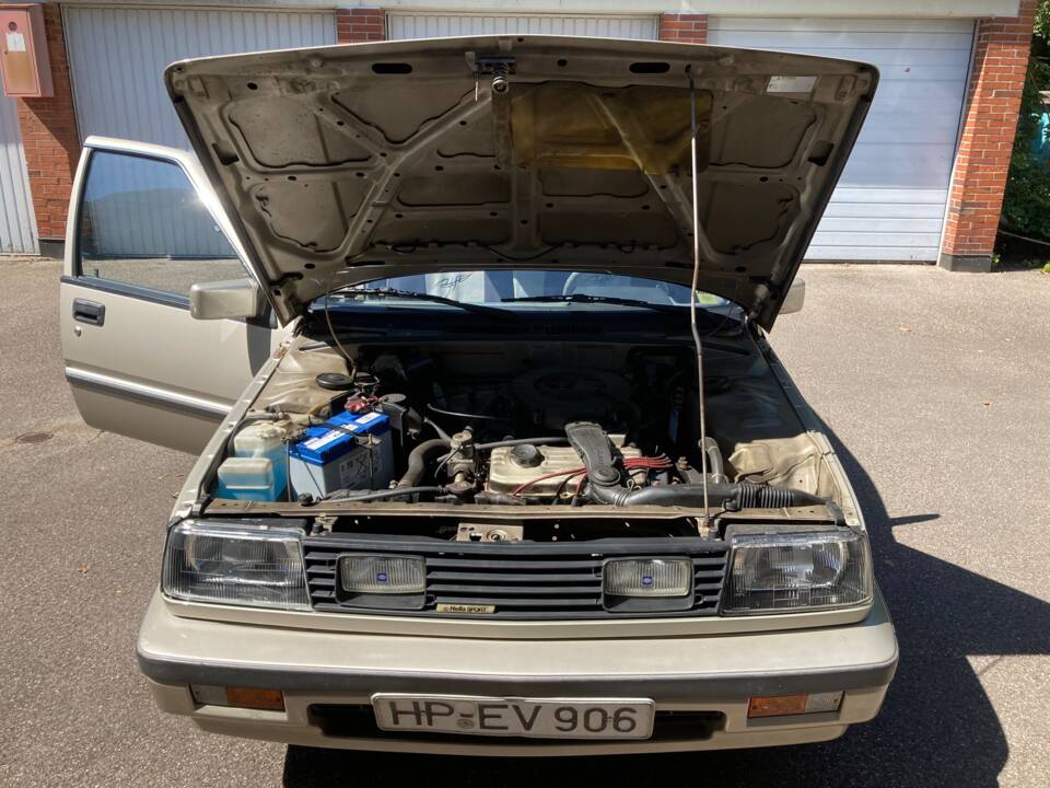 Image 2/44 of Mitsubishi Lancer (1987)
