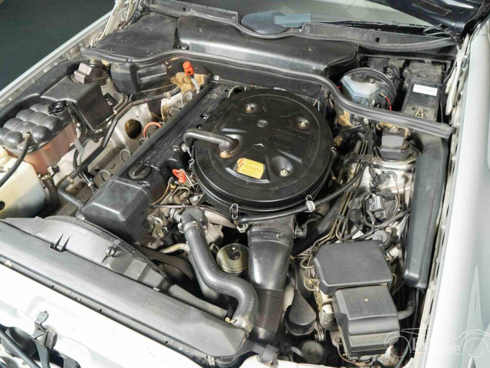 Image 5/19 de Mercedes-Benz 300 SL (1990)