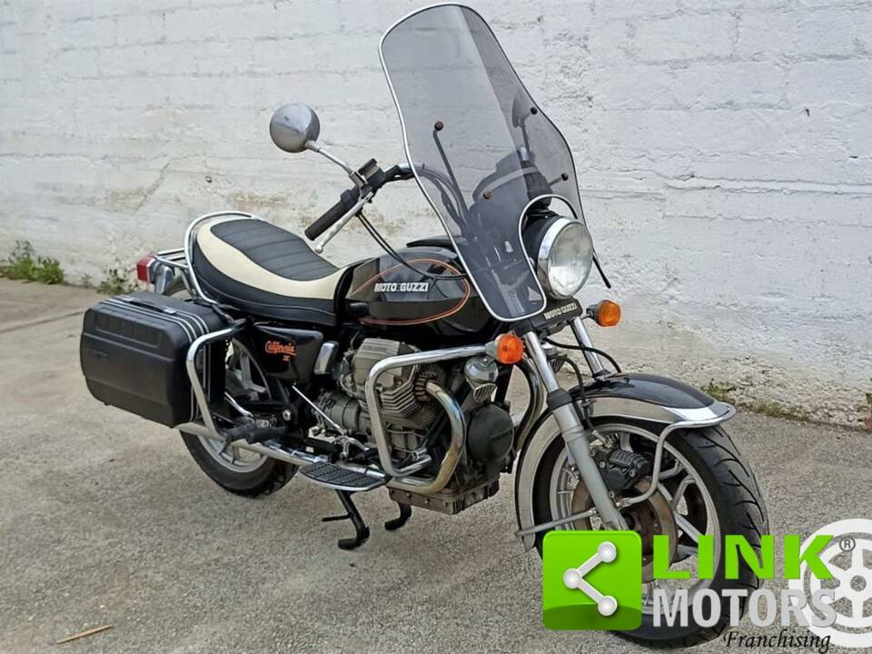 Afbeelding 1/10 van Moto Guzzi DUMMY (1984)