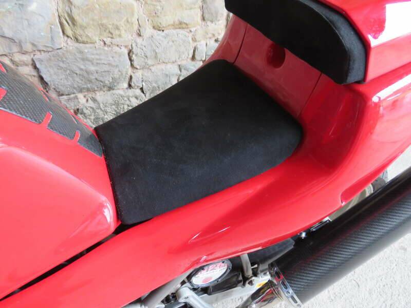 Immagine 19/38 di Ducati DUMMY (1994)