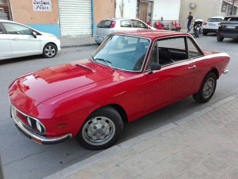 Image 2/19 of Lancia Fulvia Coupe (1976)