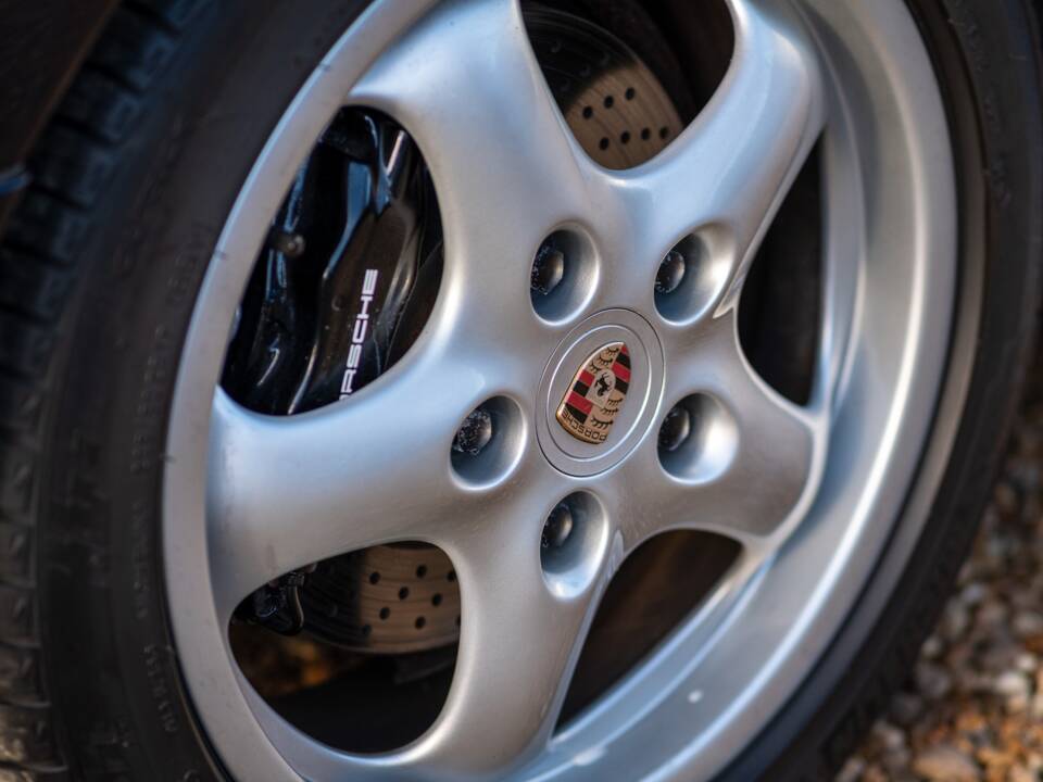 Image 61/93 de Porsche 911 Carrera (1994)