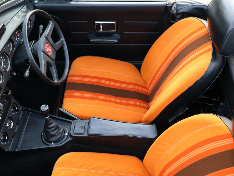 Image 15/50 of MG MGB Limited Edition (1981)