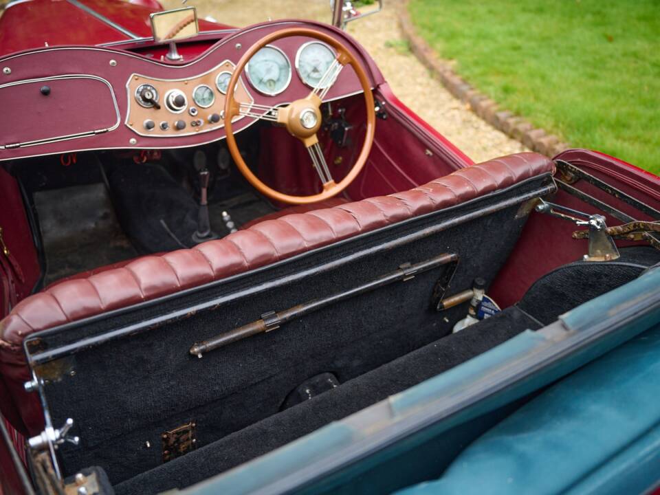 Image 48/50 of MG TD (1953)