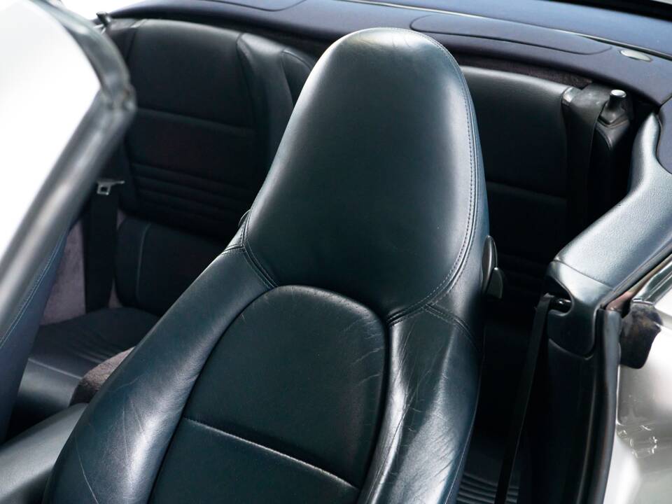 Afbeelding 45/50 van Porsche 911 Carrera (2000)