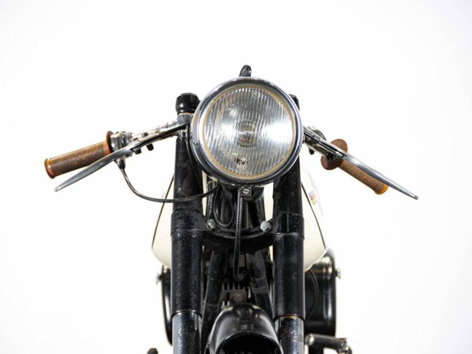 Immagine 24/50 di Gilera Giubileo 125 (1962)