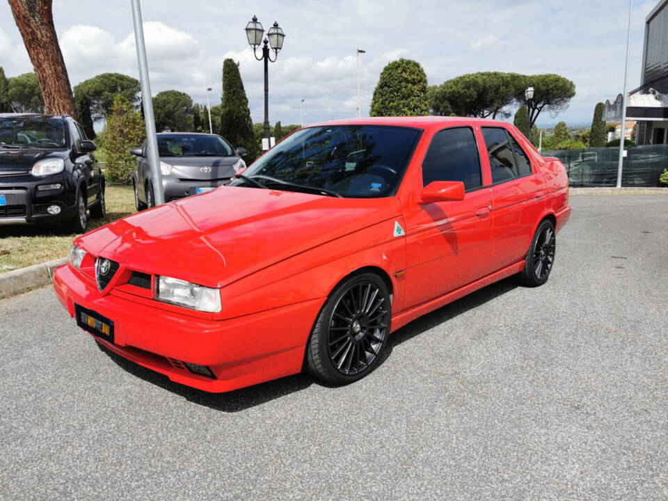 Immagine 4/55 di Alfa Romeo 155 Twin Spark 2.0 (1994)