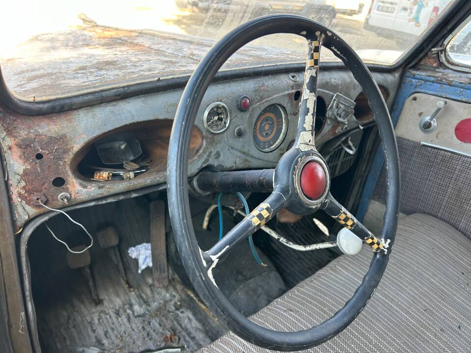 Image 15/50 of Opel Olympia 1,5 (1939)