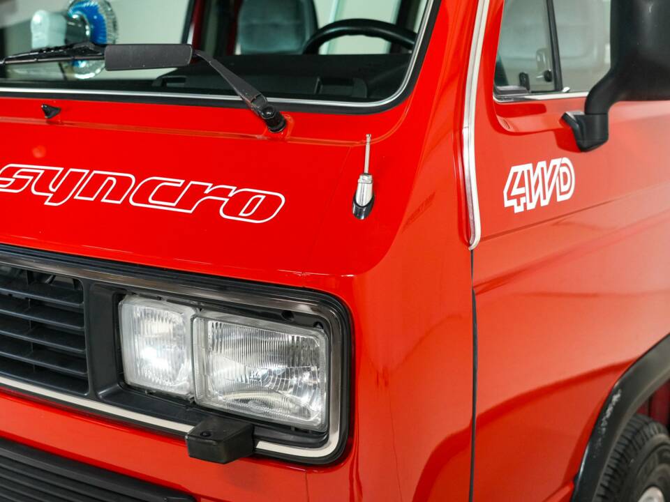 Afbeelding 36/50 van Volkswagen T3 Caravelle 1.6 TD Syncro (1991)