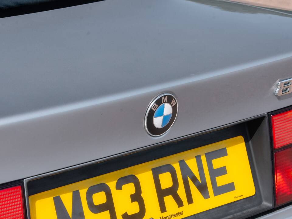 Image 15/50 de BMW 850CSi (1995)