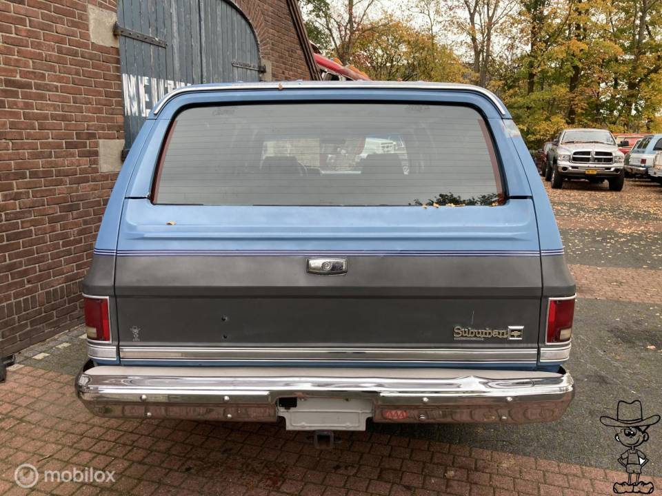 Bild 5/14 von Chevrolet Suburban (1987)