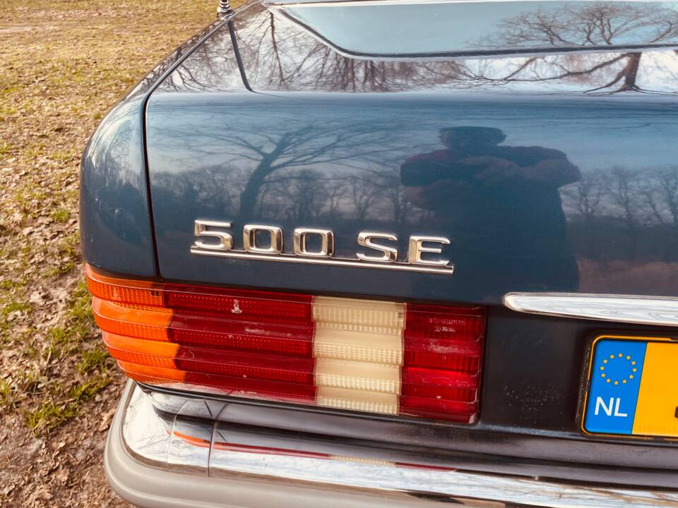Image 3/14 of Mercedes-Benz 500 SE (1983)