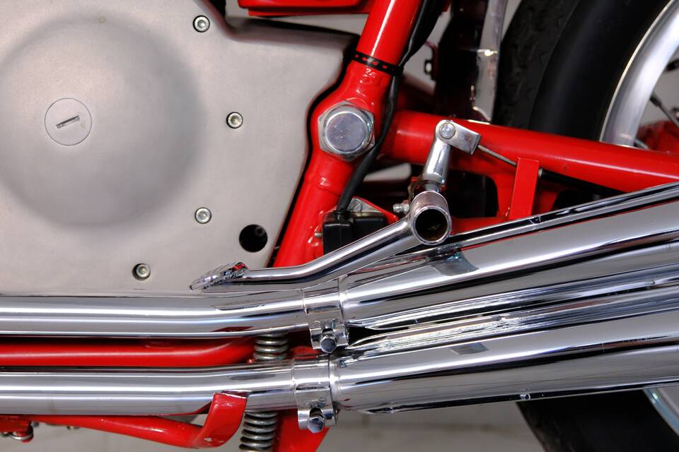 Image 60/99 of MV Agusta 750 Sport (1971)
