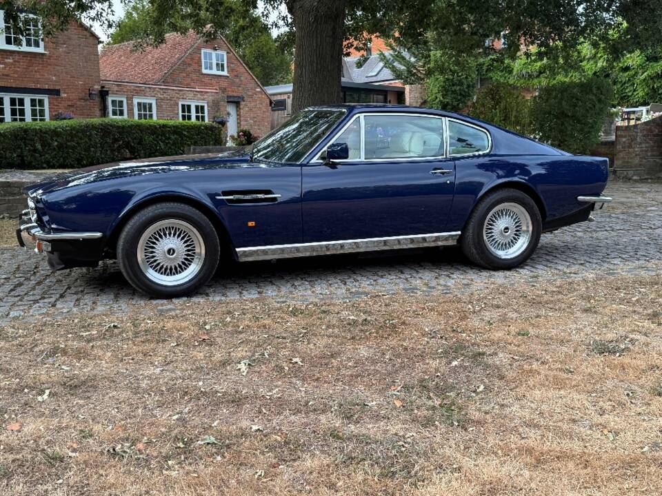 Bild 6/33 von Aston Martin V8 EFi (1986)
