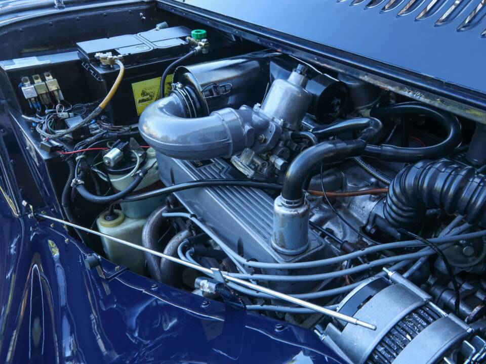 Bild 50/50 von Morgan Plus 8 (1982)
