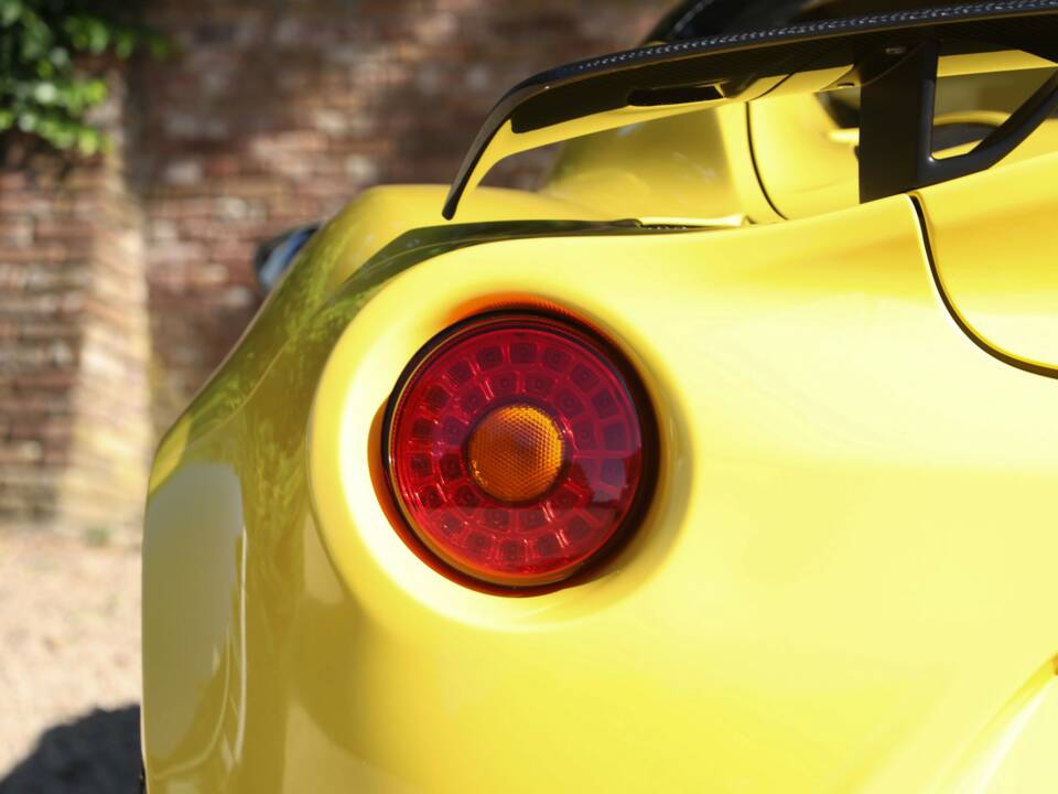 Image 39/50 of Alfa Romeo 4C Spider (2018)